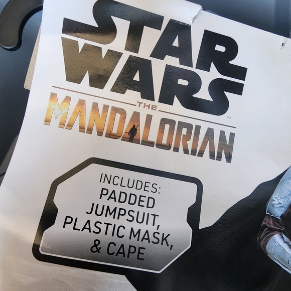 NWT STAR WARS The Mandalorian Halloween Costume Cosplay Child Large (12-14) New - Picture 8 of 8